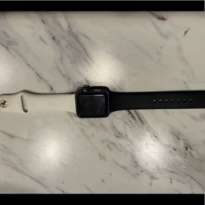 Black Series 3 Apple Watch (includes band)